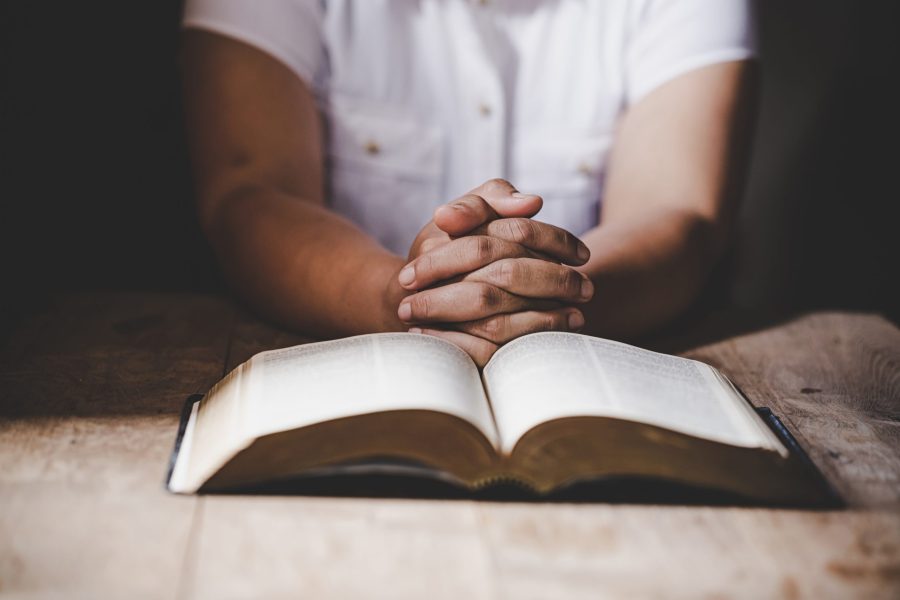 Is the intercession of saints supported by ‎the Bible?‎
